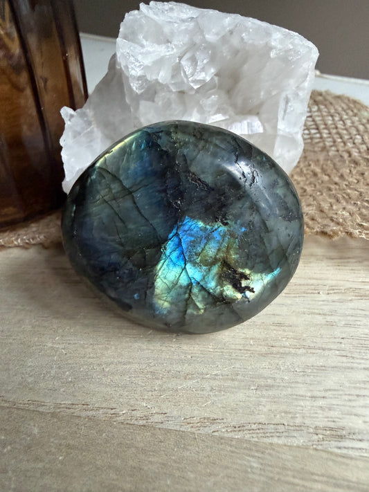 Labradorite - Pierre de paume