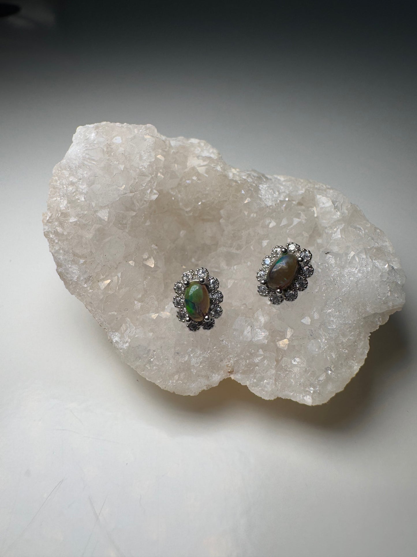 Opale Noire | Boucles d'Oreilles