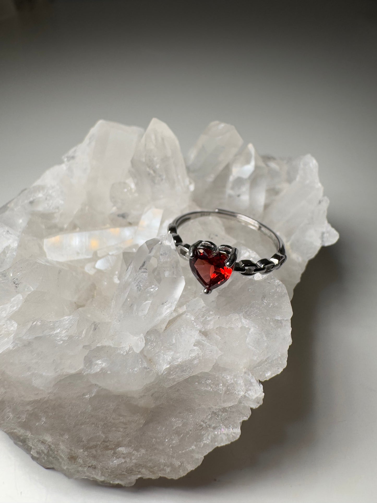 Garnet | Ring