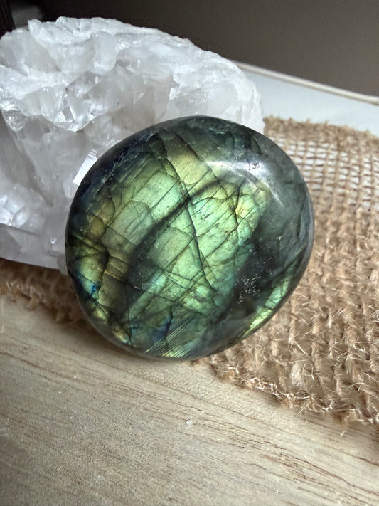 Labradorite - Pierre de paume