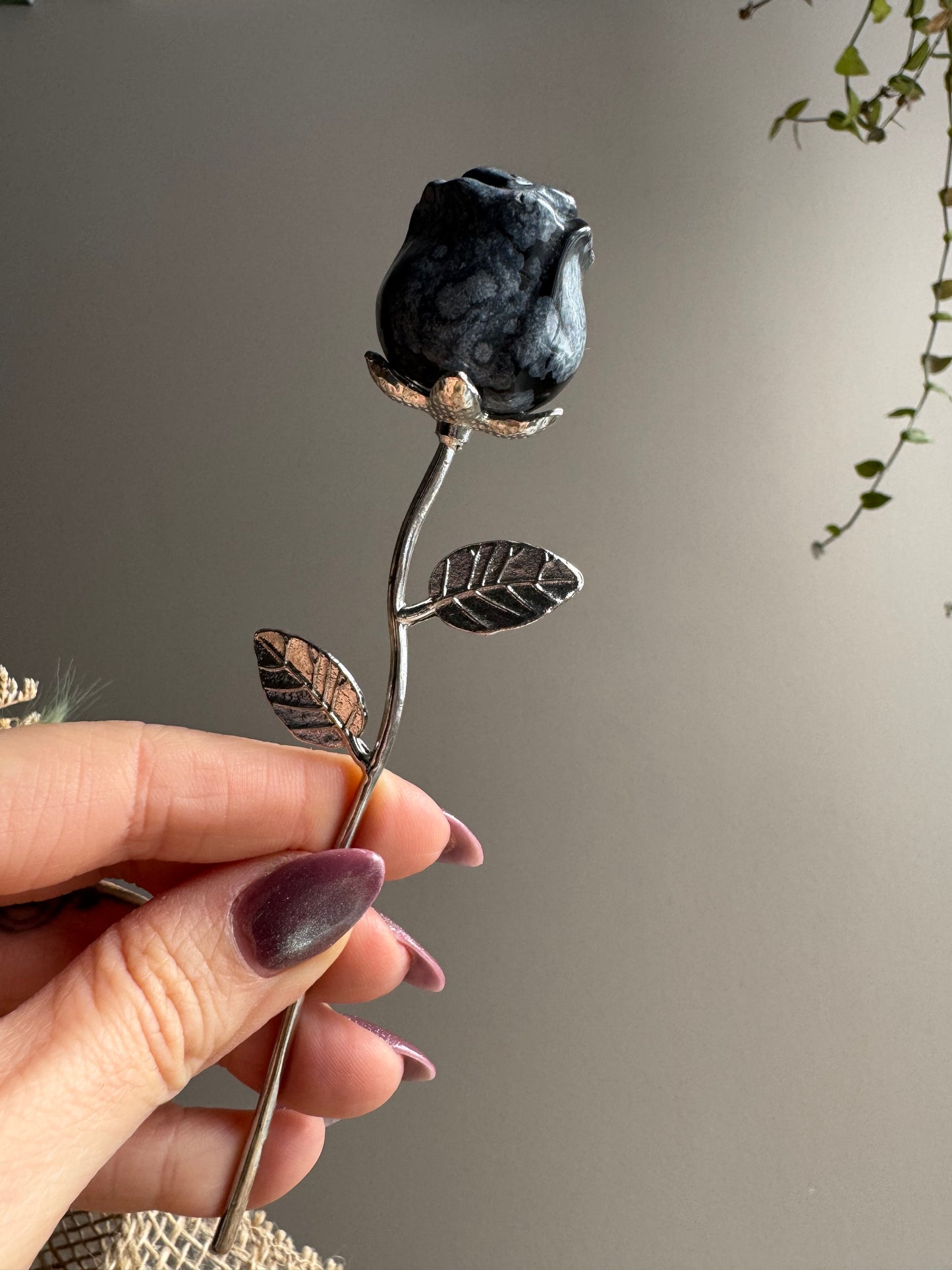 Roses avec en tige métal