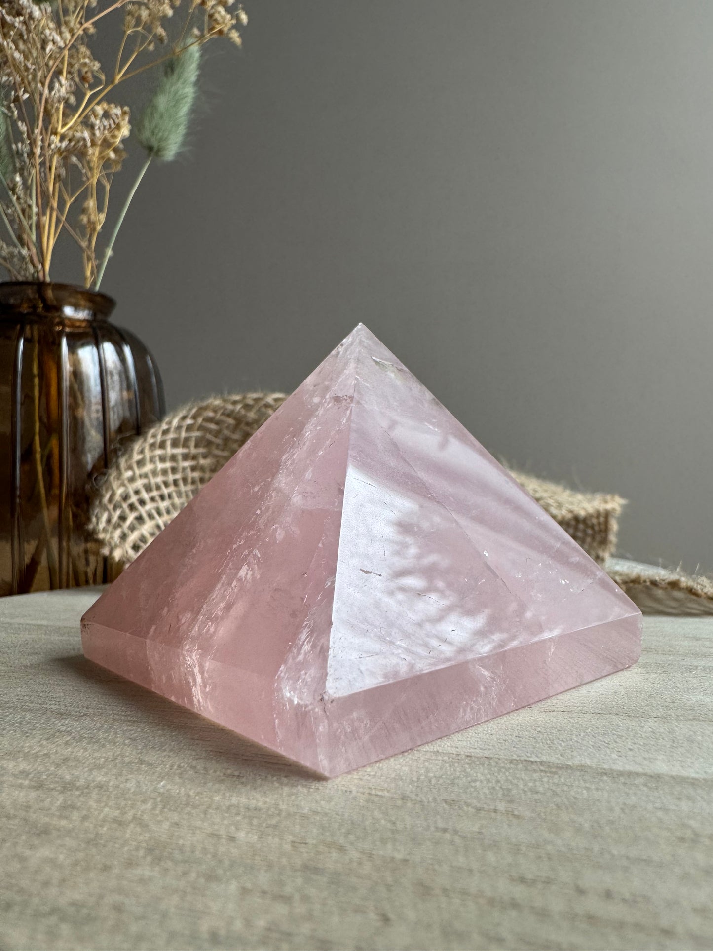 Quartz Rose - Pyramide