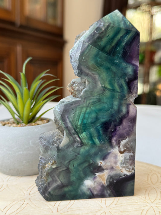 Fluorite Arc-en-ciel Druzy | Tour plate