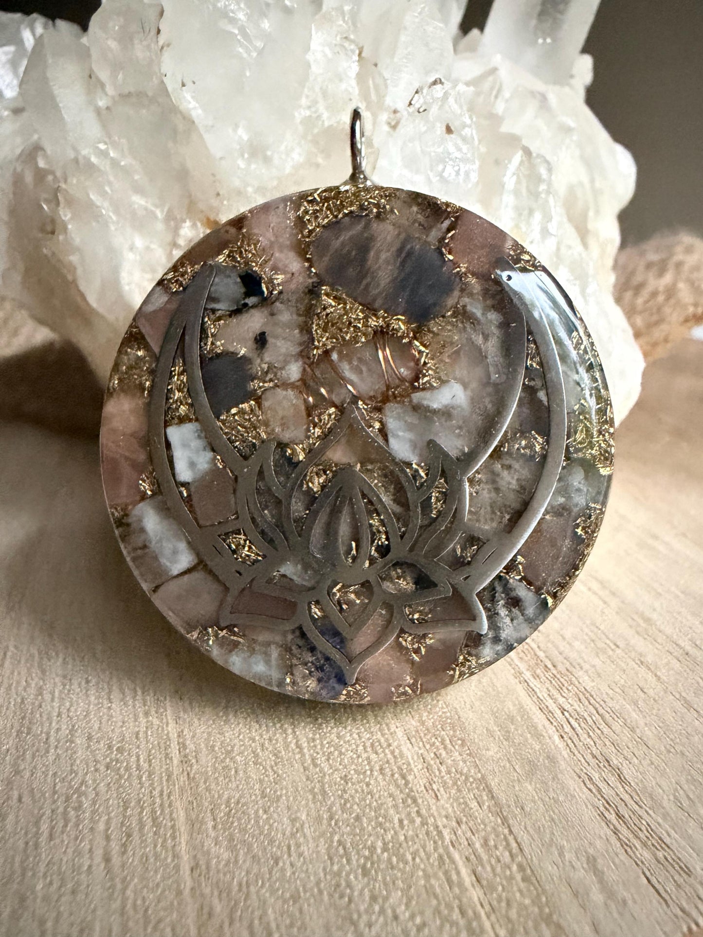 Orgonite 5 cm - Énergie Lunaire - Apaisement – Patience – Équilibre émotionnel – Sérénité