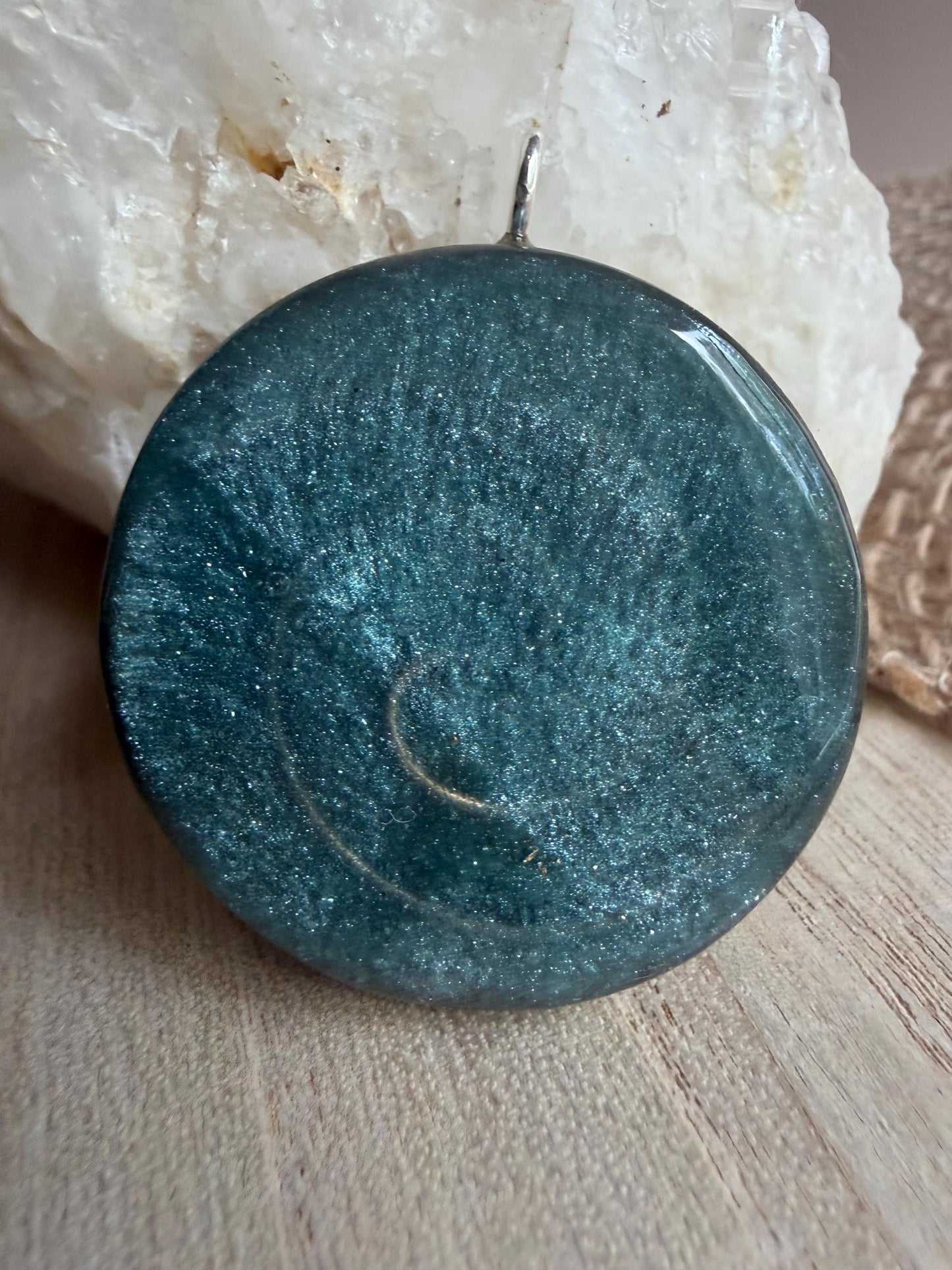 Orgonite 4 cm - Source Créatrice - Créativité – Expression – Fluidité émotionnelle – Inspiration