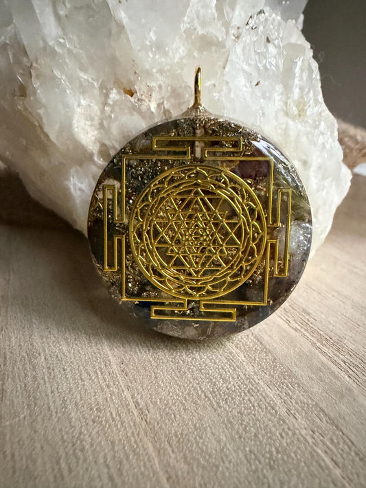 Orgonite 4 cm - Tempête de Lumière - Puissance – Transformation – Clarté – Manifestation