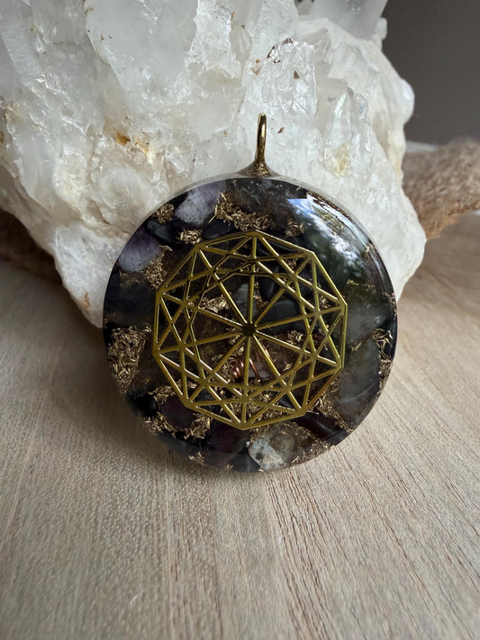 Orgonite - 4 cm - Protection spirituelle - Élévation – Ancrage – Sécurité énergétique