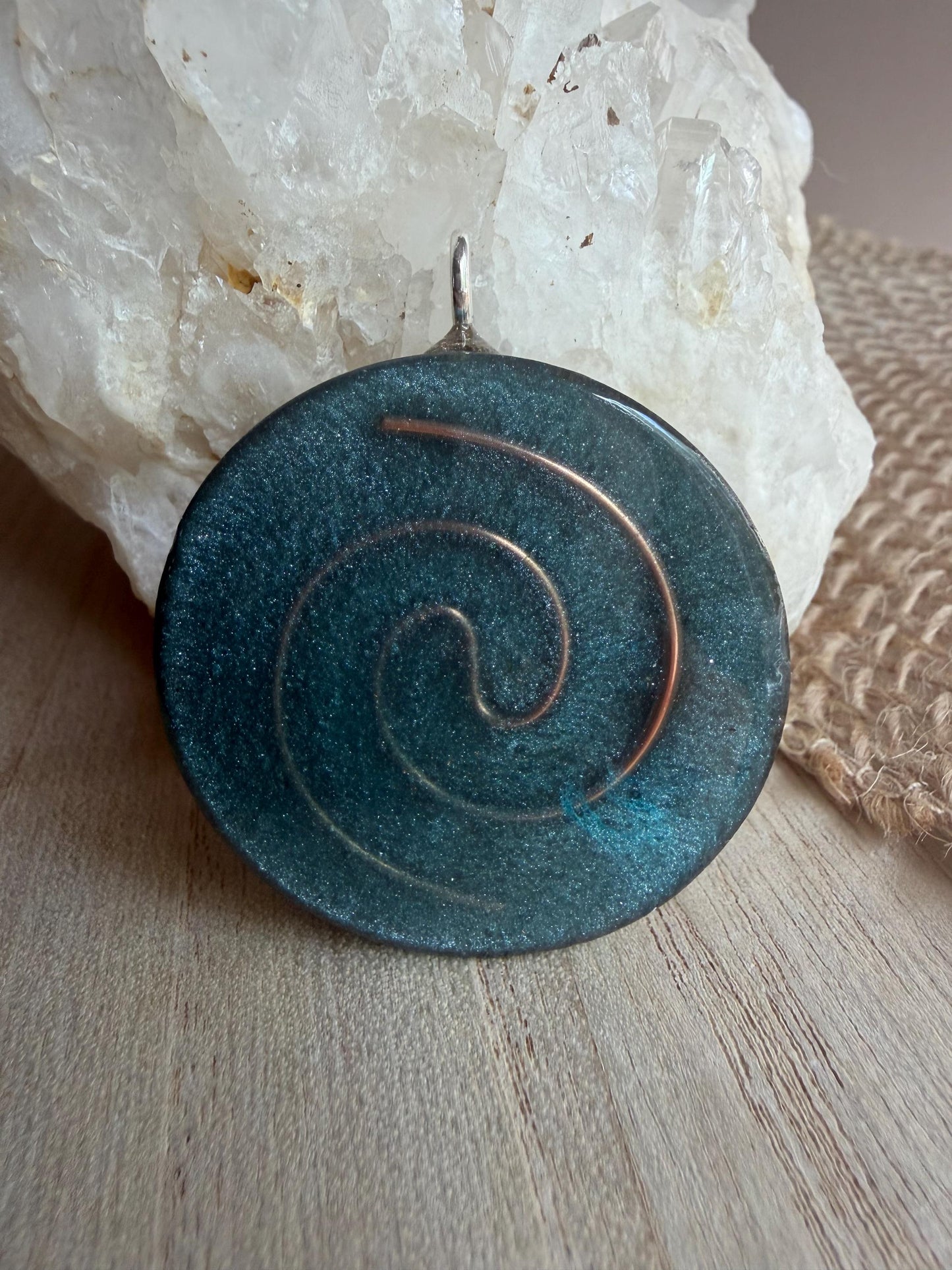 IMPERFECTION RABAIS - Orgonite 4 cm - Source Créatrice - Créativité – Expression – Fluidité émotionnelle – Inspiration
