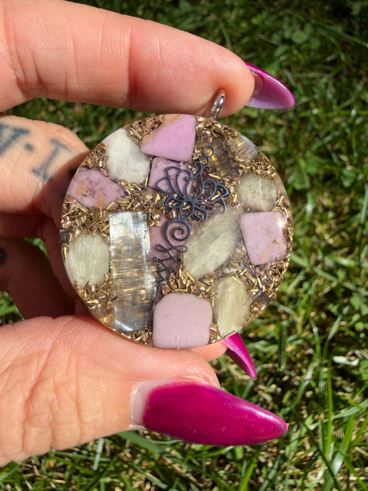 Orgonite 4 cm - Lumière Intérieure - Clarté  Joie intérieure  Apaisement  Élévation