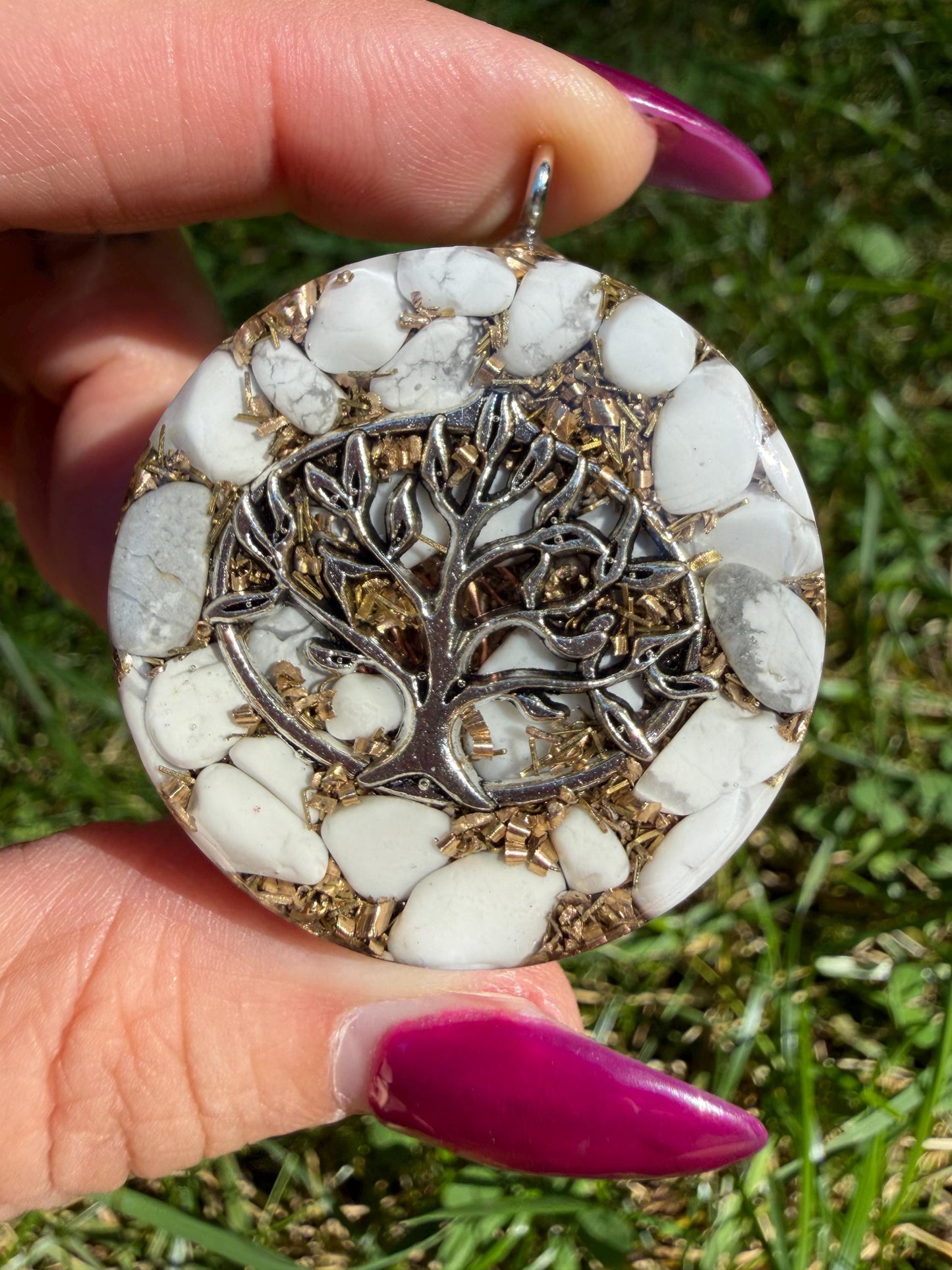 Orgonite 4 cm - Howlite - Apaisement  Patience  Équilibre émotionnel  Sérénité