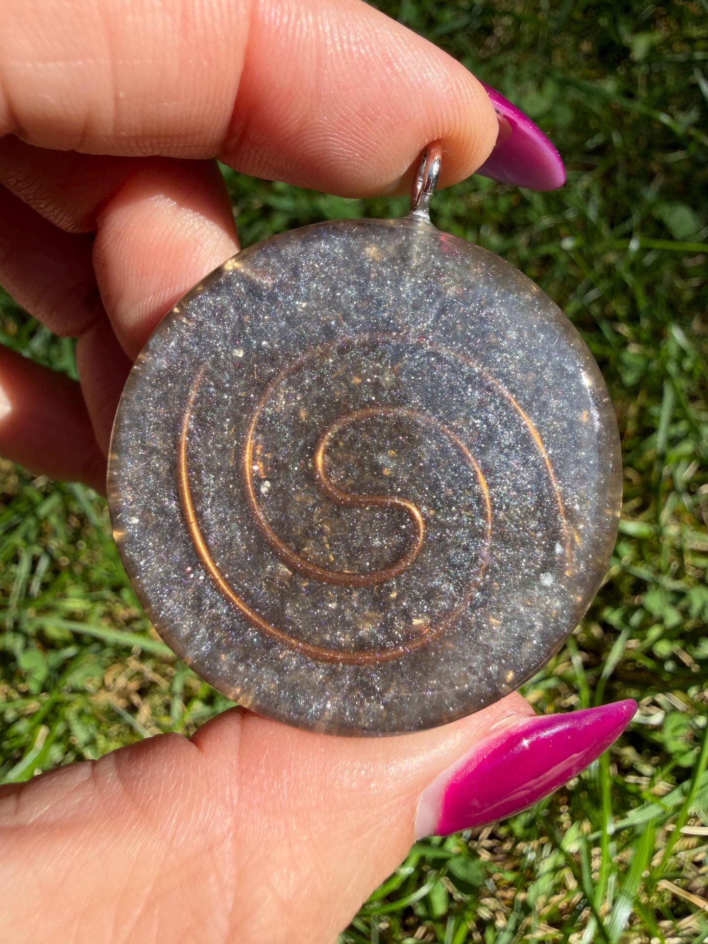 Orgonite 4 cm - Howlite - Apaisement  Patience  Équilibre émotionnel  Sérénité