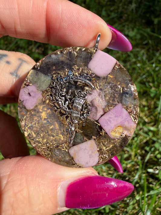 Orgonite 4 cm - Écho de l'âme - Intuition  Reconnexion à soi  Guidance intérieure  Éveil spirituel